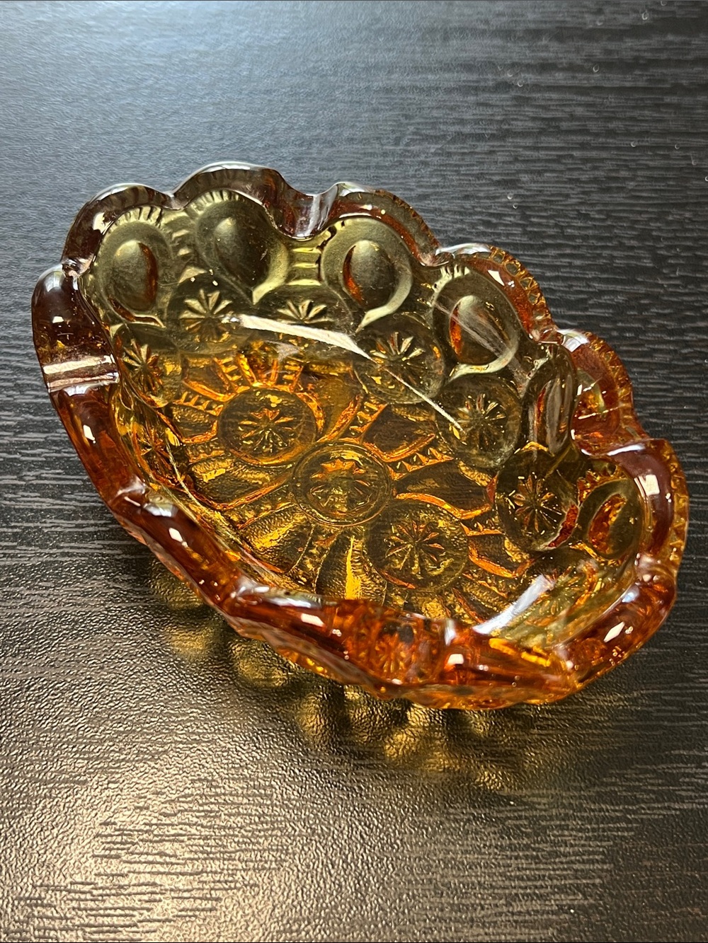 Vintage LE Smith MCM Amber Glass Moon and Stars Oval Ashtray Trinket Dish